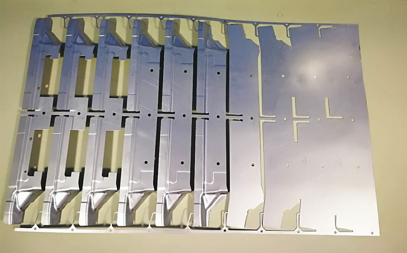 连续模具料带 03